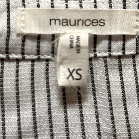 Maurice's Size XS, sleeveless Blouse, NWT - Picture 3 of 4